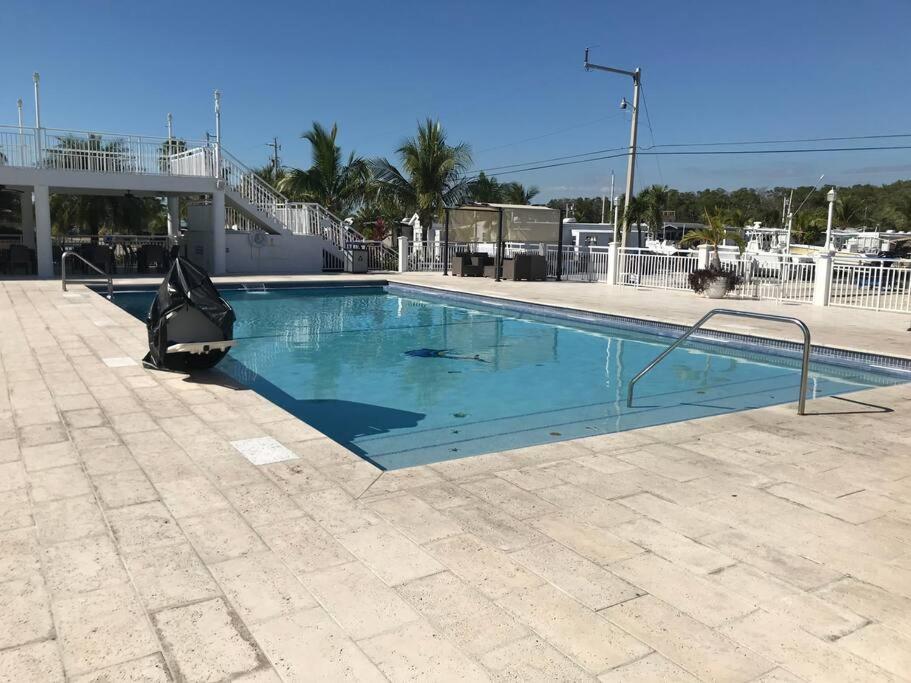 Little Slice Of Heaven Right In *